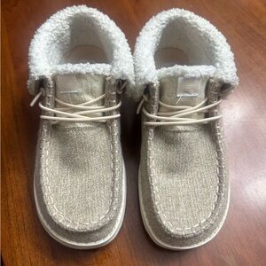 Hey Dude Kids in Tan and Cream